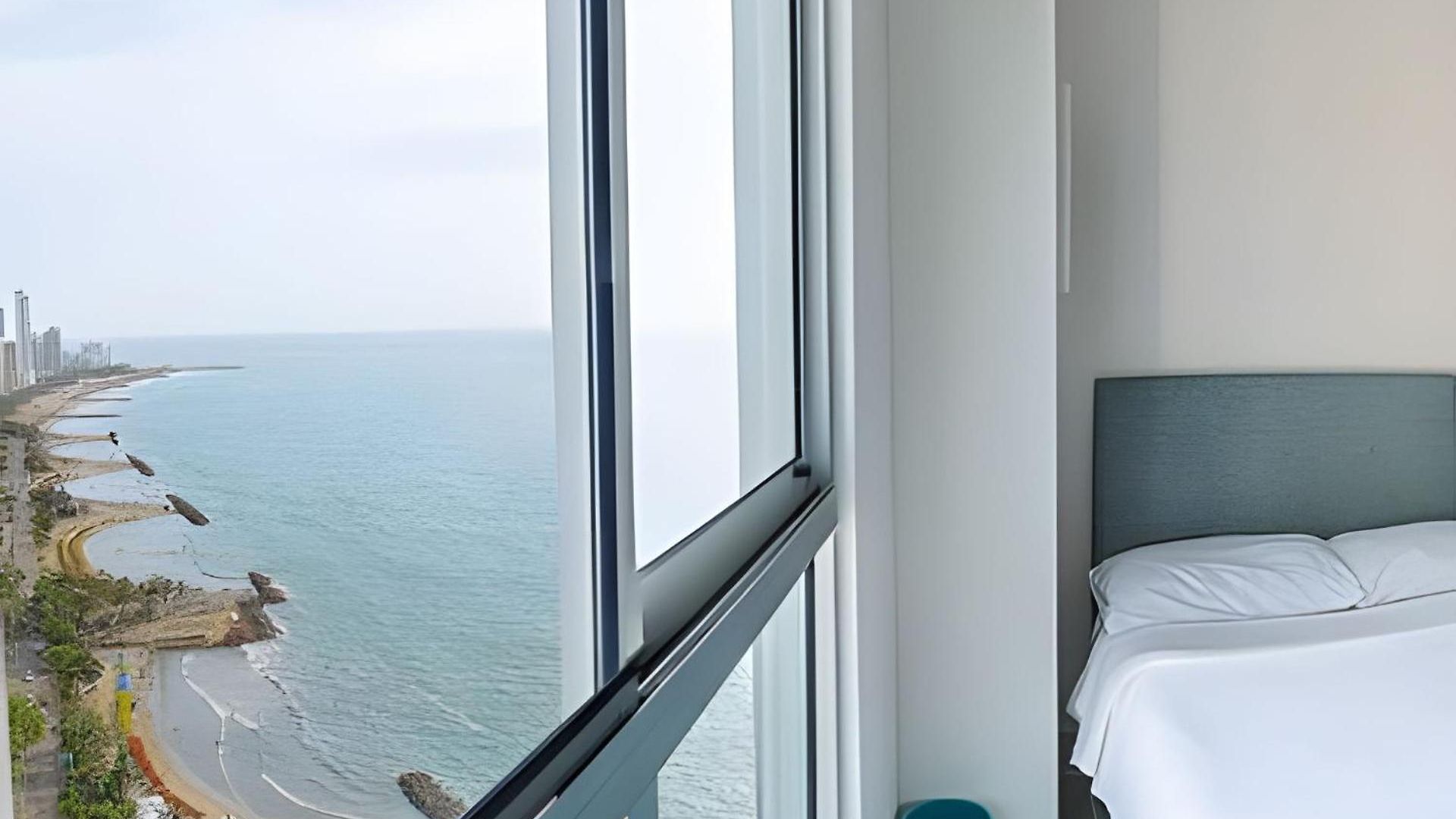 Lujoso Apto De 1 Habitación En Piso 24-murano E Cartagena